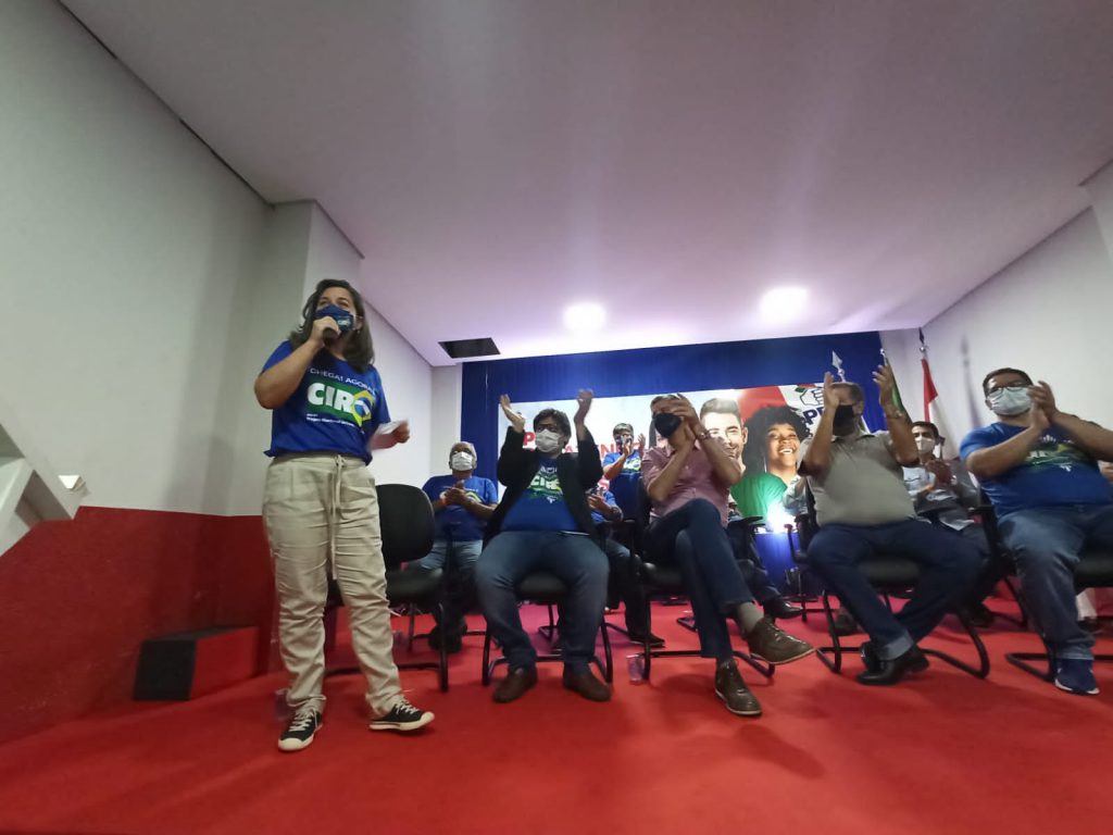 Carlos Lupi empossa Kelly Costa presidenta do Diretório Municipal do PDT em Campo Grande Carlos Lupi empossa Kelly Costa presidenta do Diretório Municipal do PDT em Campo Grande
